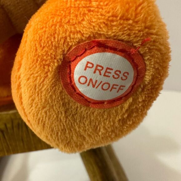 Disney Tigger and Roo “The Night Before Christmas” Read Aloud Toy - Picture 7 of 16